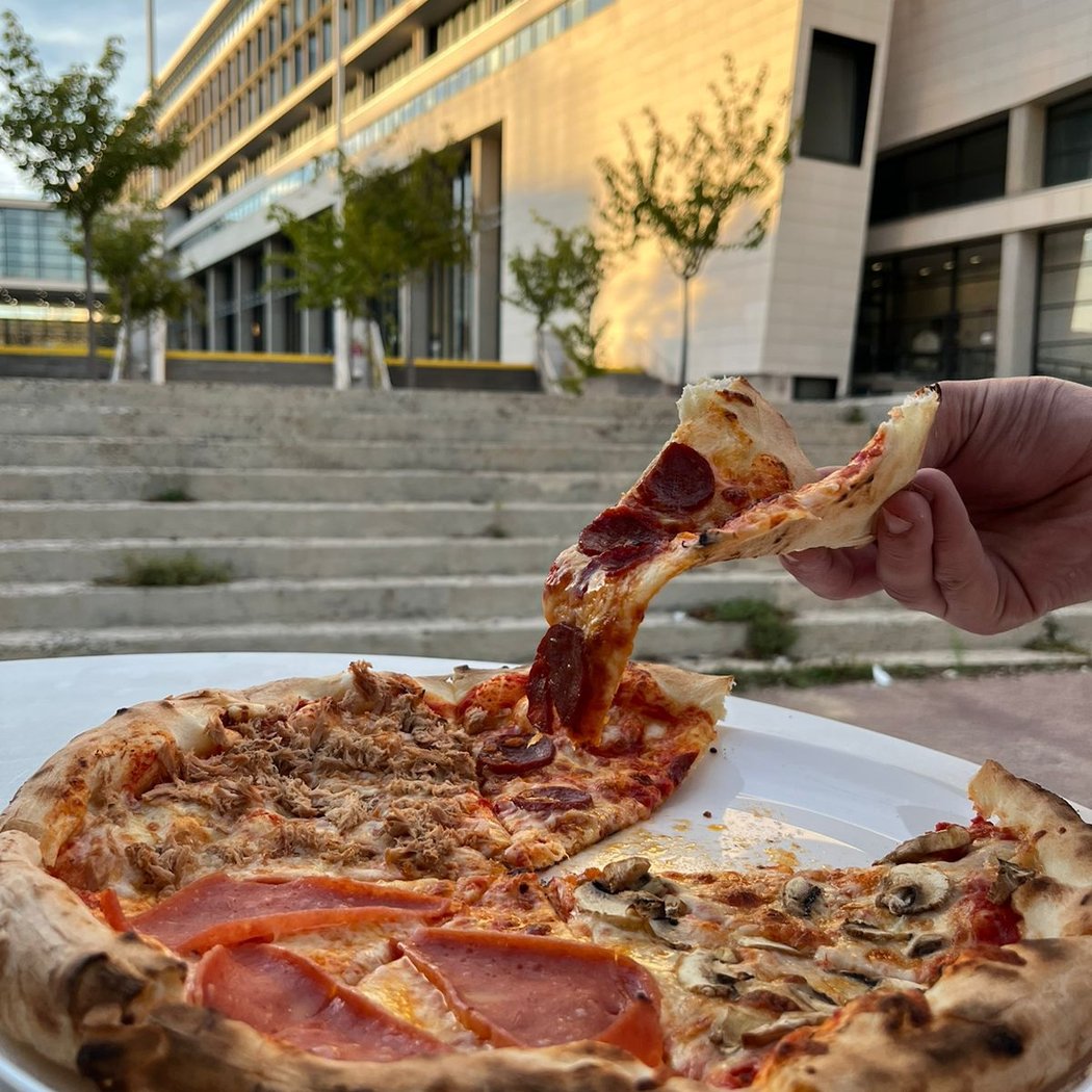 Food Truck - Amore Pizza 1